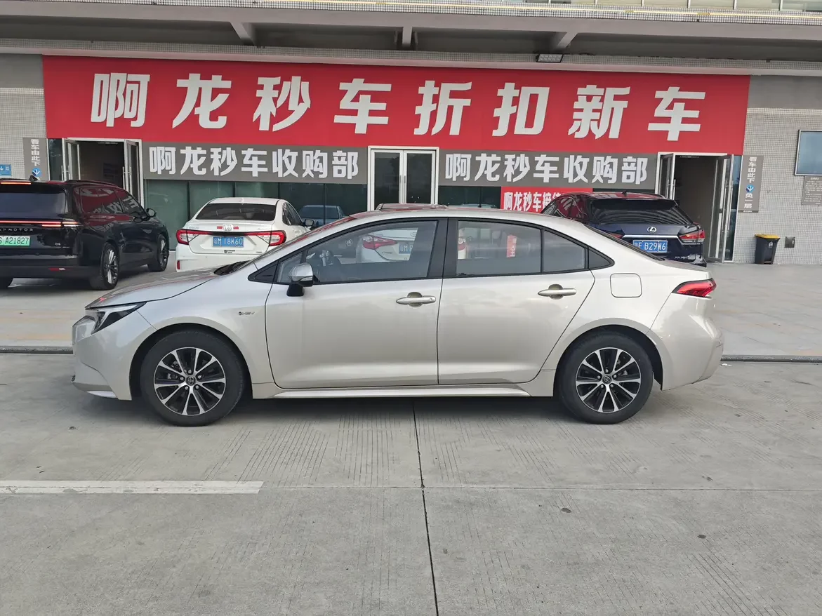 Toyota Levin (Lei Ling)