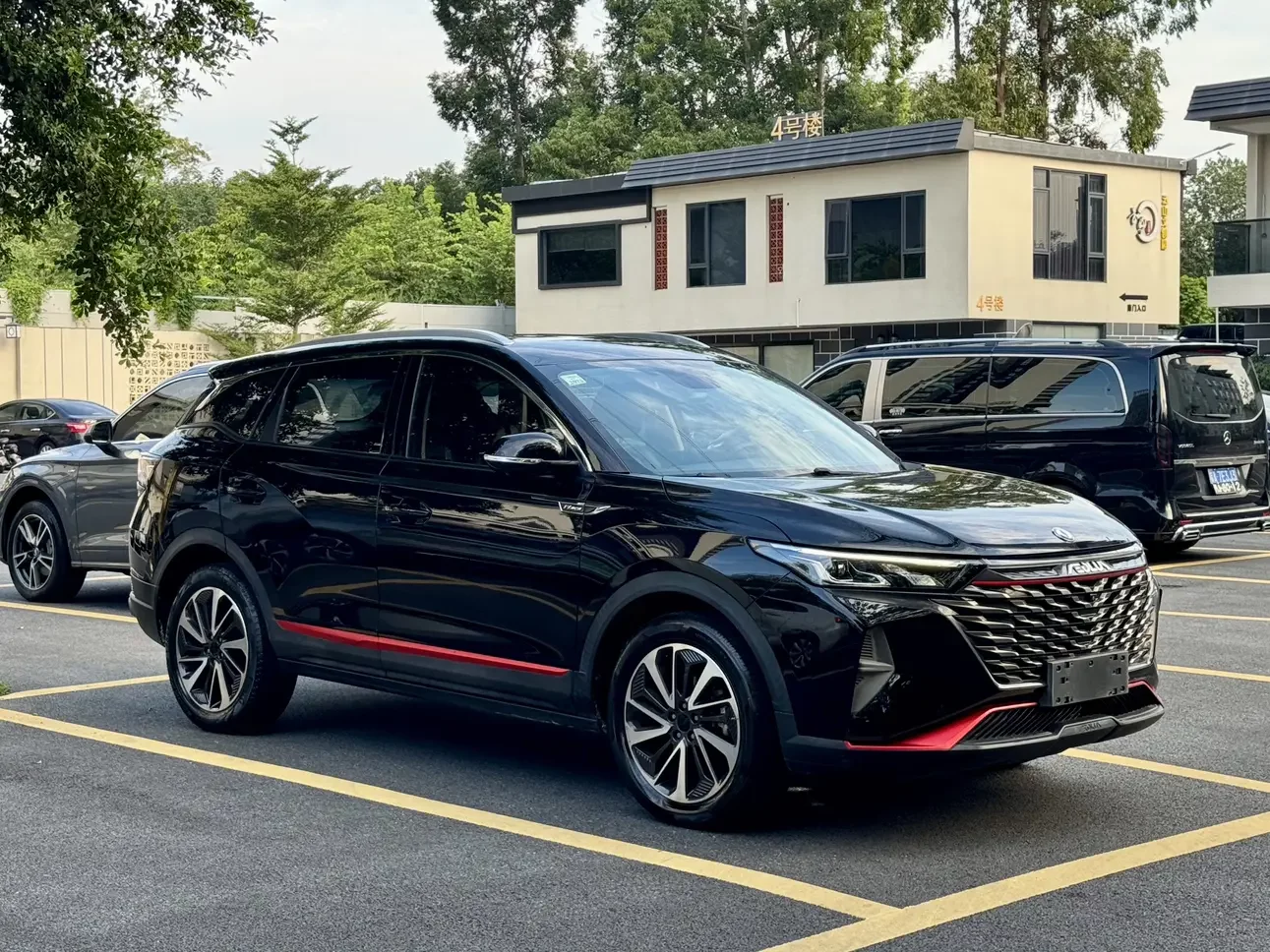 Dongfeng Fengshen AX7