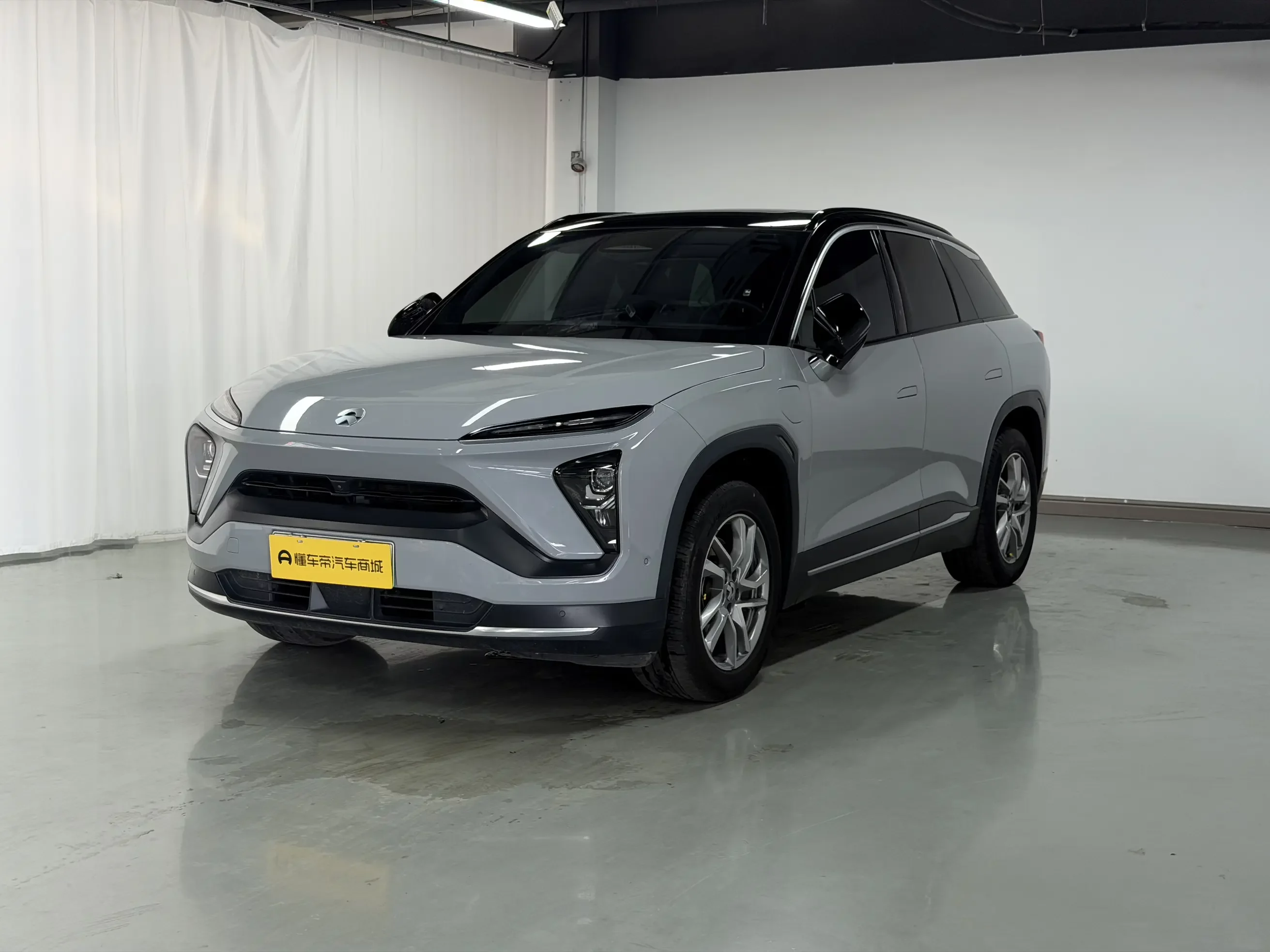NIO ES6