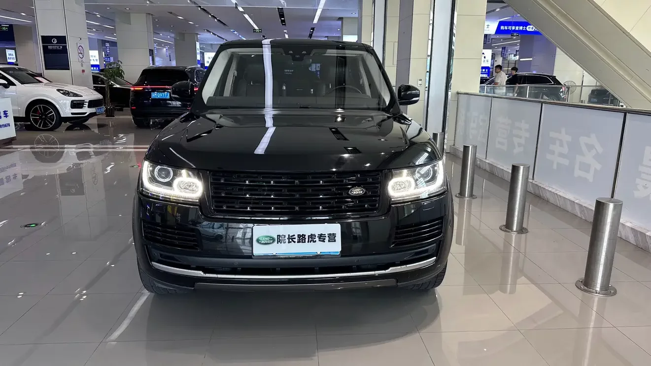 Land Rover range rover