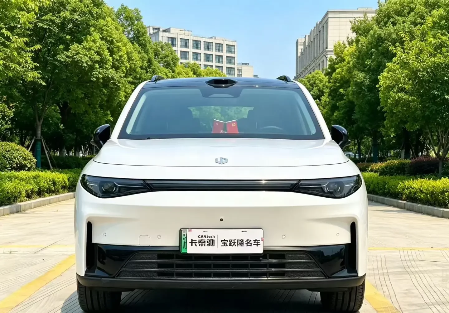 Leapmotor C16