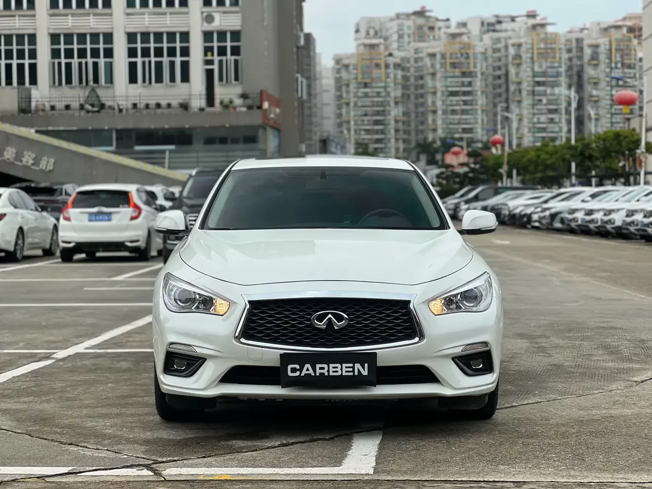 Infiniti Q50L