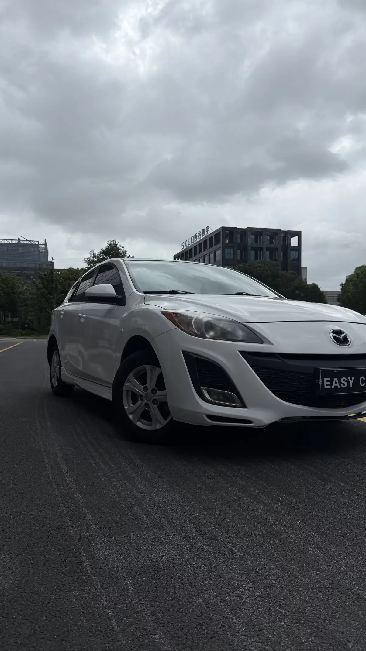 Mazda Axela (3)