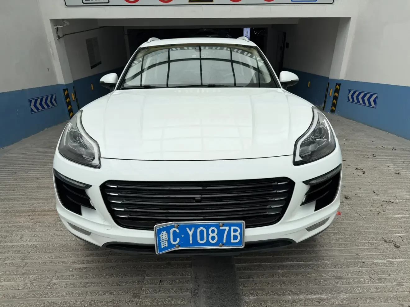 Zotye SR9