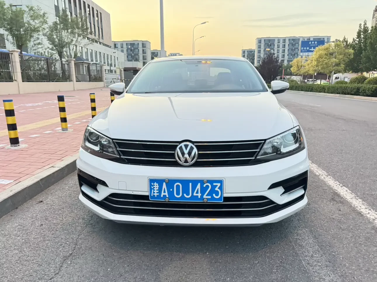 Volkswagen Sagitar