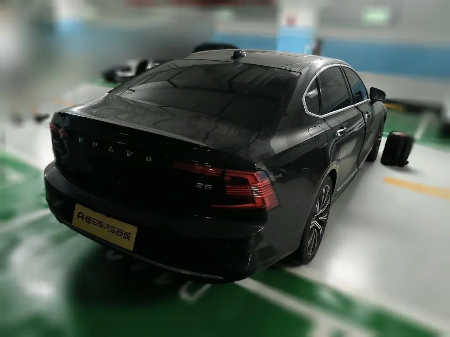 Volvo S90