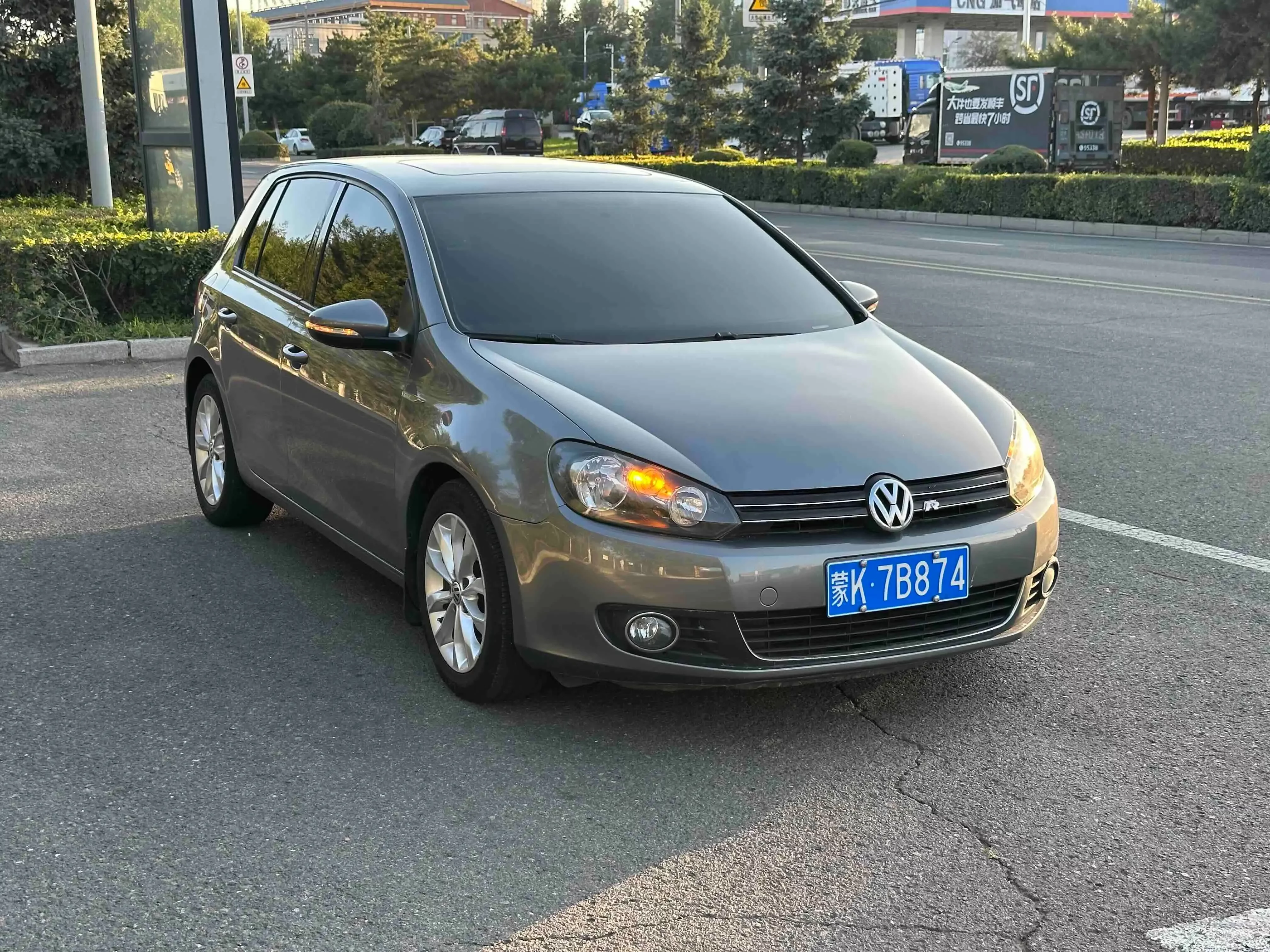 Volkswagen golf