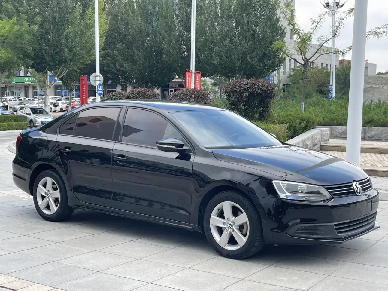 Volkswagen Sagitar