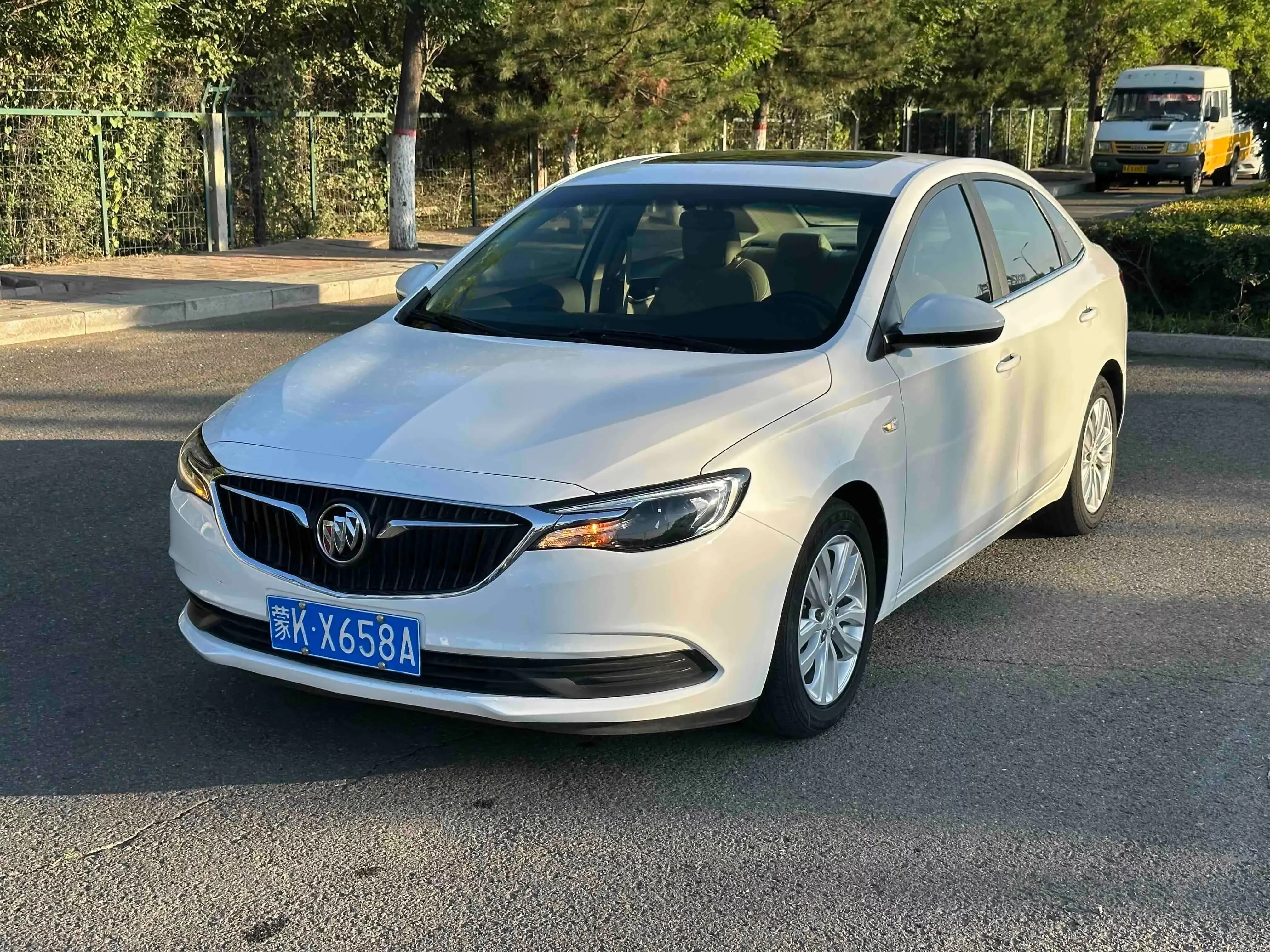 Buick Yinglang