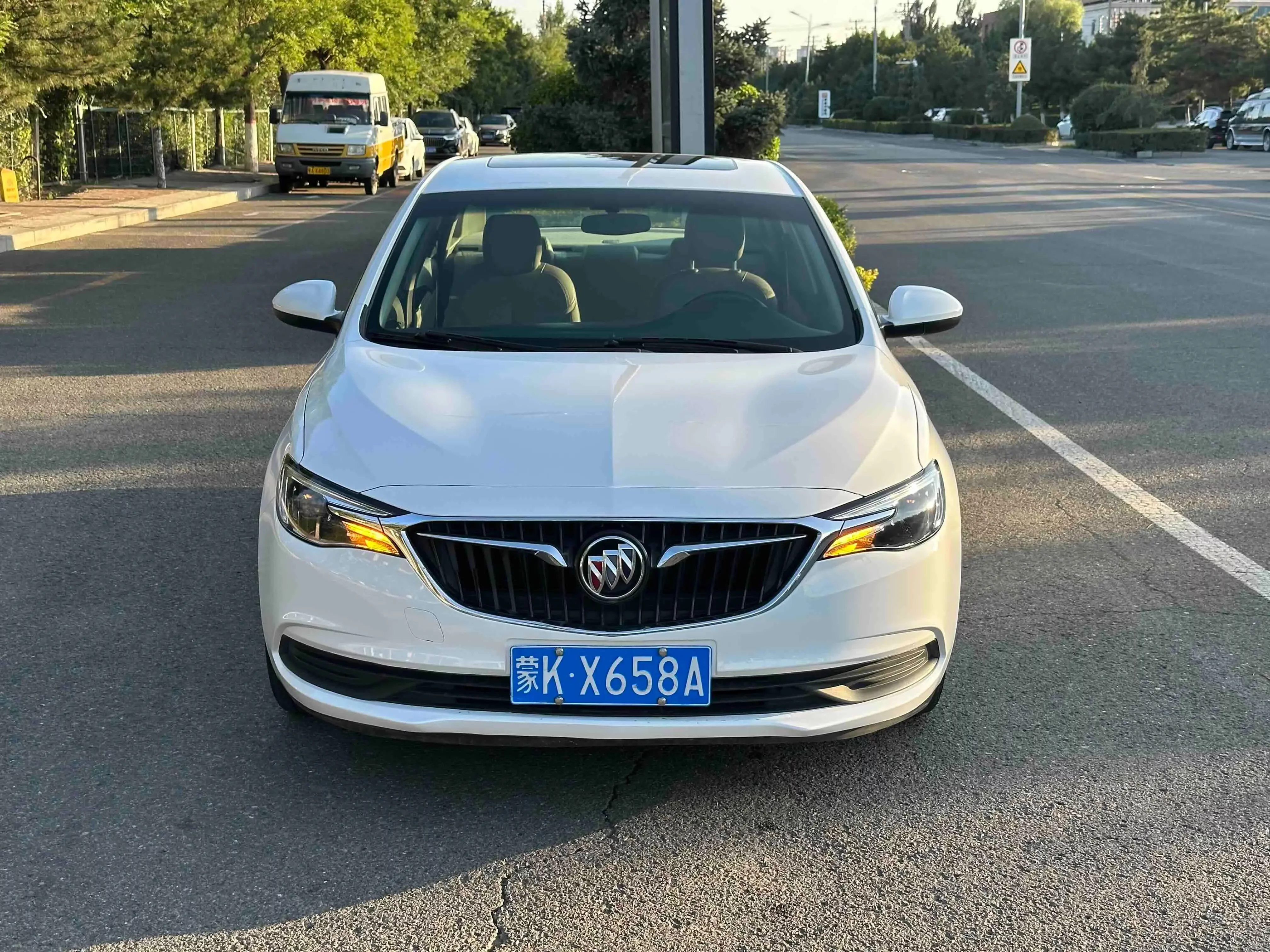 Buick Yinglang