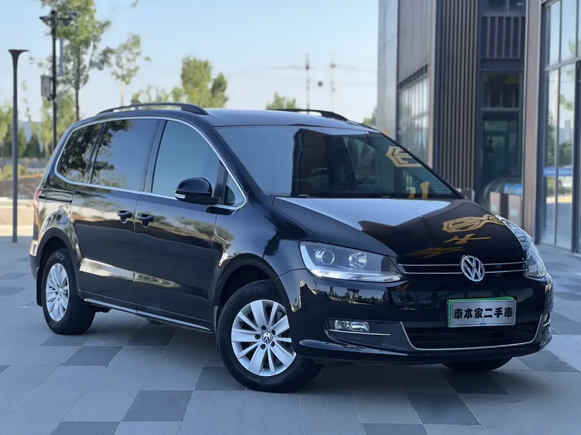Volkswagen Sharon