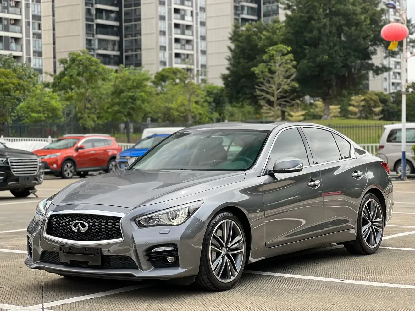 Infiniti Q50