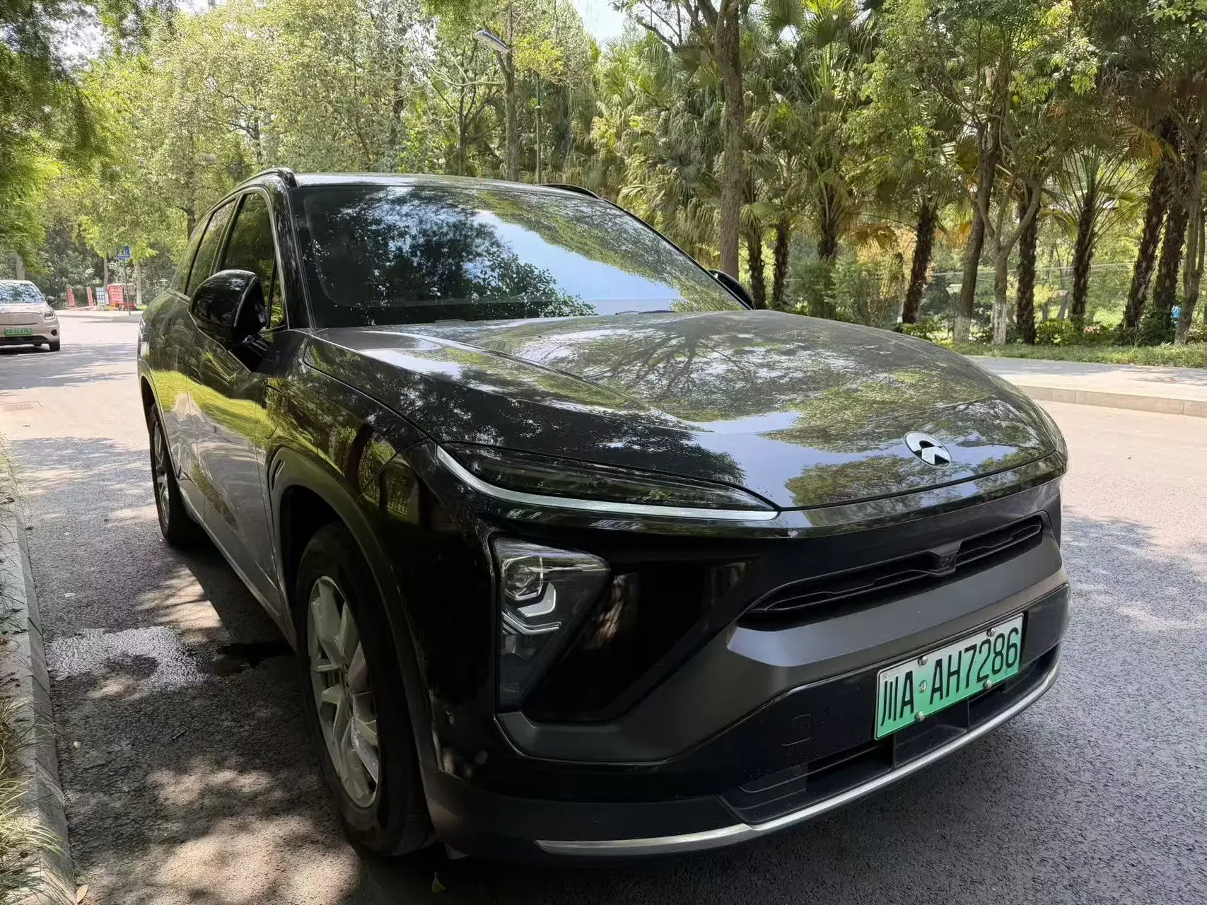 NIO ES6