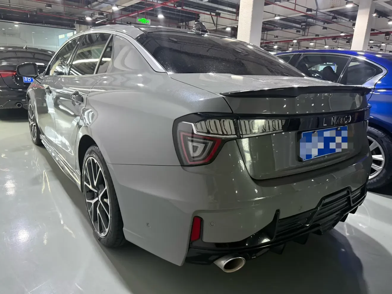 Lynk & Co 03