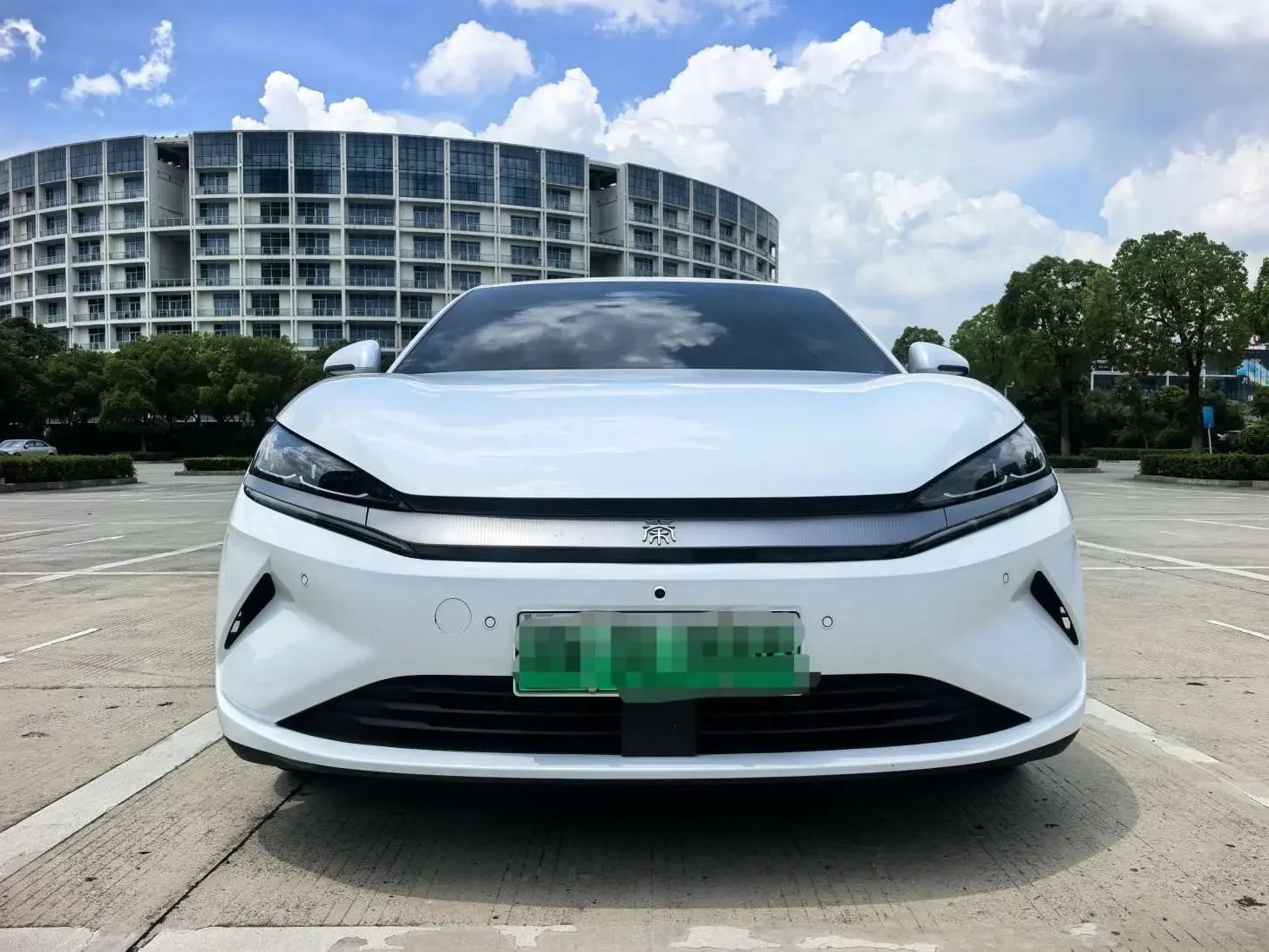 BYD Qin L EV