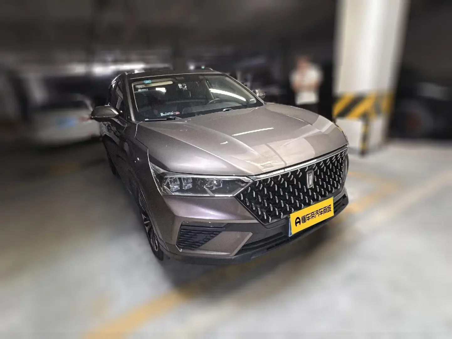 FAW Bestune T77 (Besturn T77)