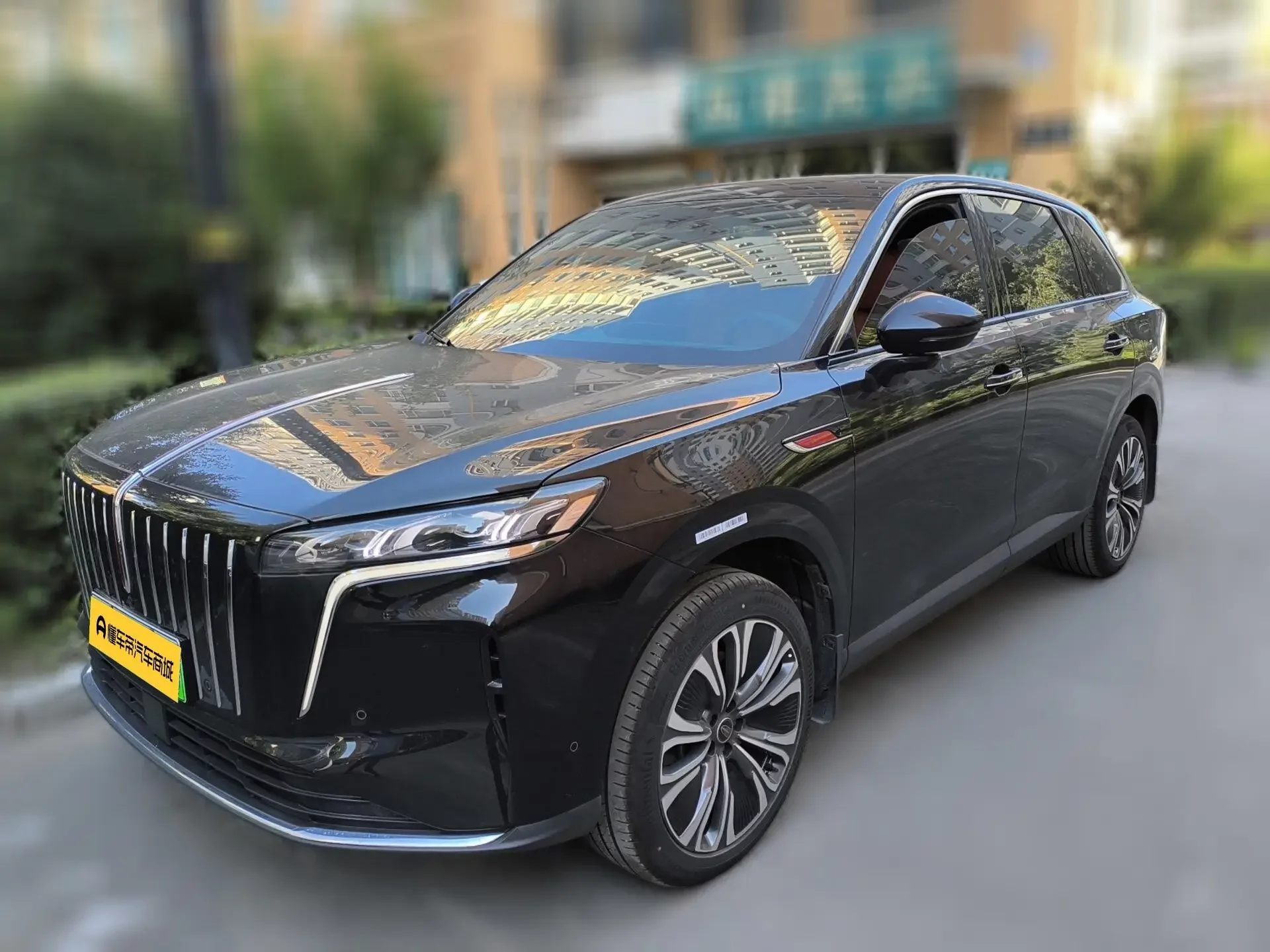 Hongqi HS6 PHEV