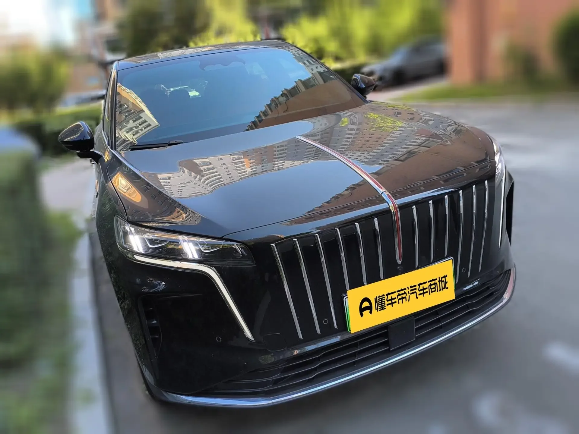 Hongqi HS6 PHEV