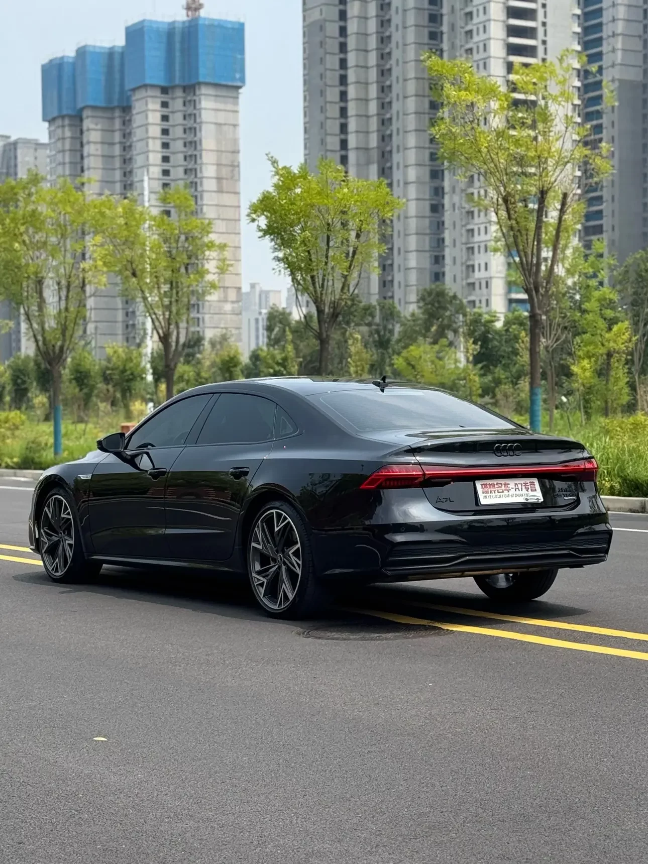 Audi A7L