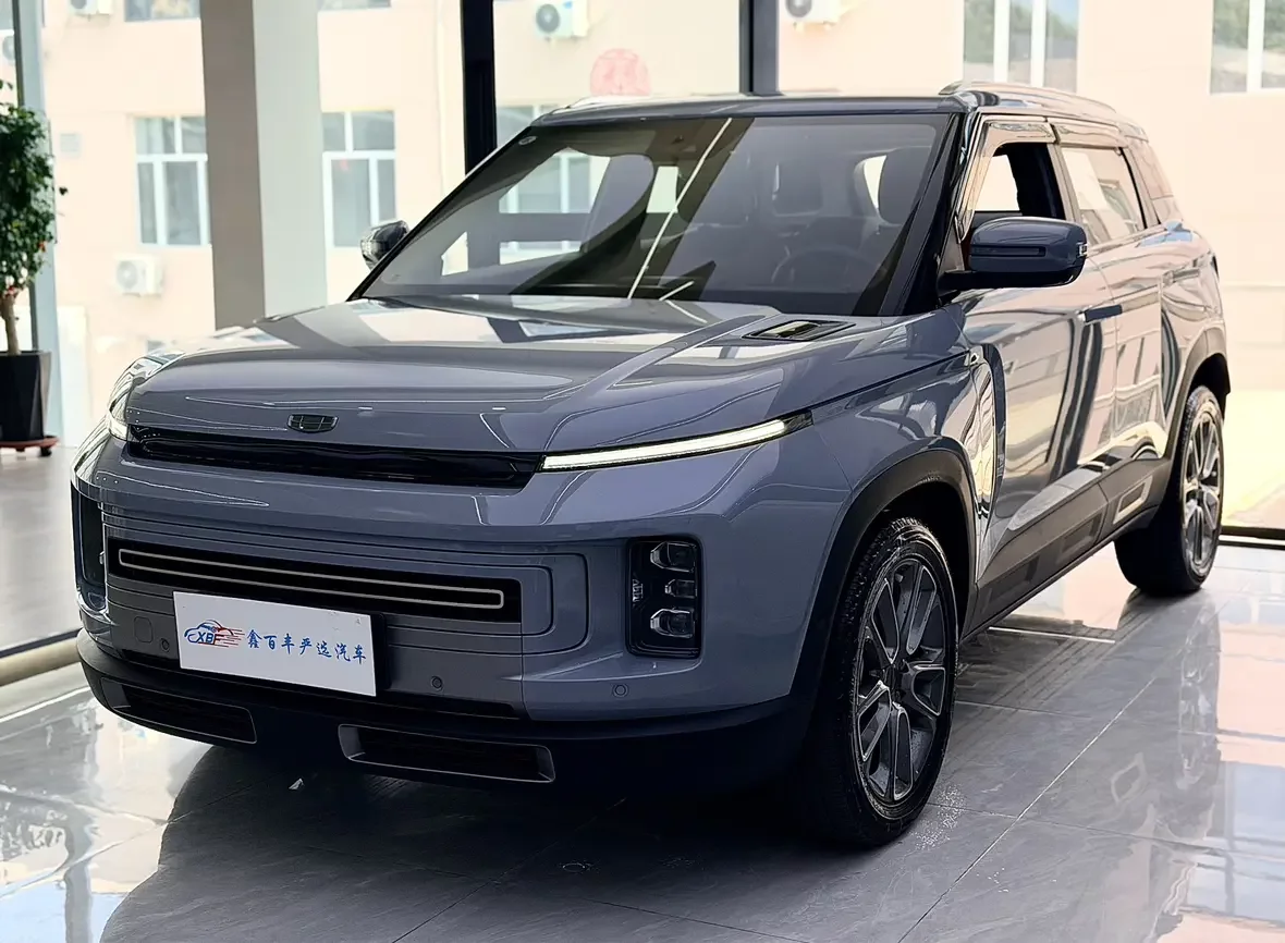 Geely ICON