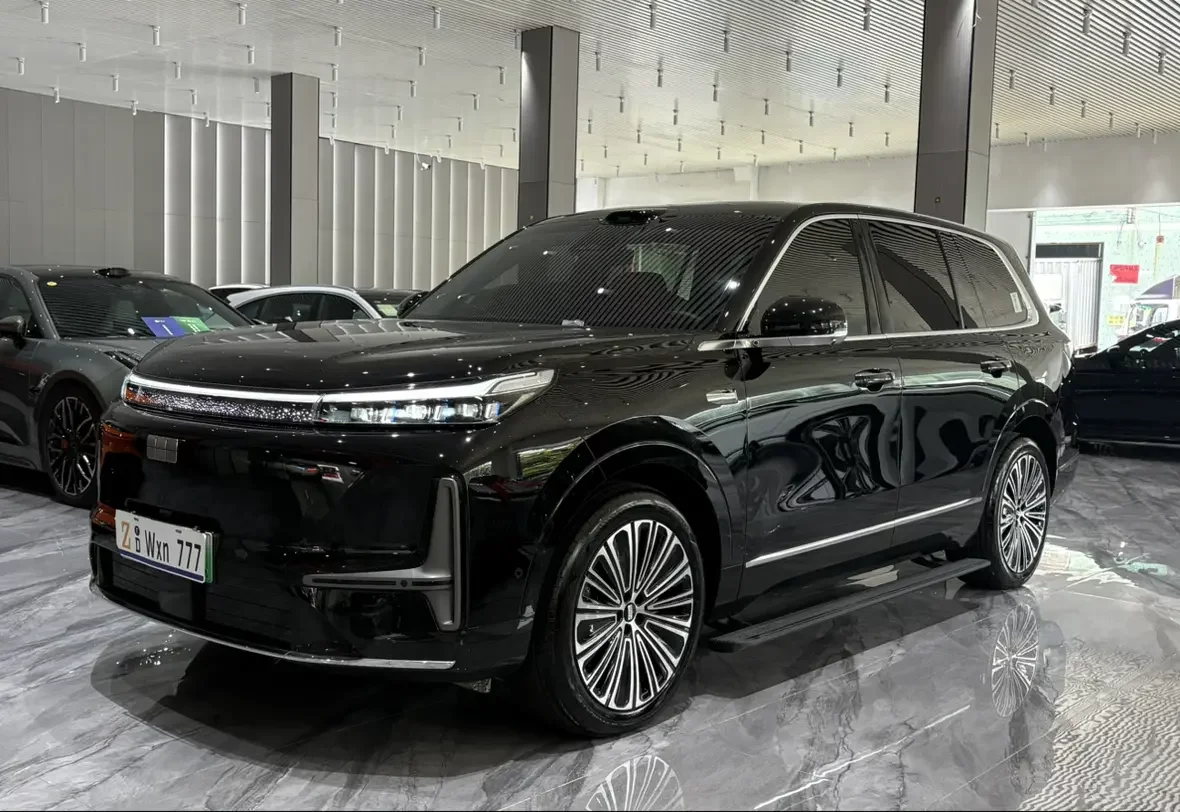 Geely Galaxy M9