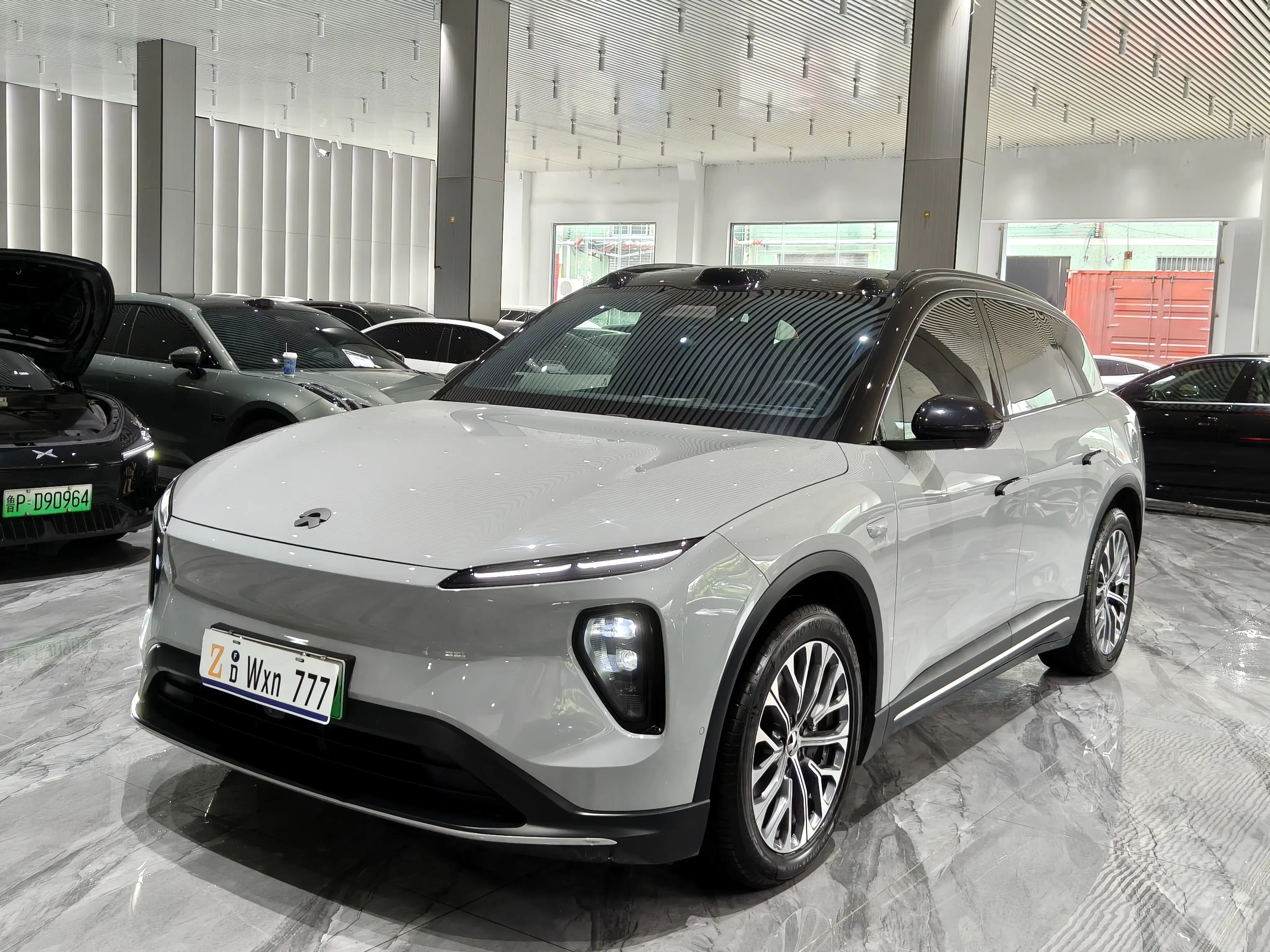 NIO ES6