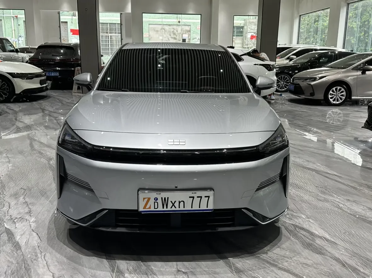 Geely Galaxy L6
