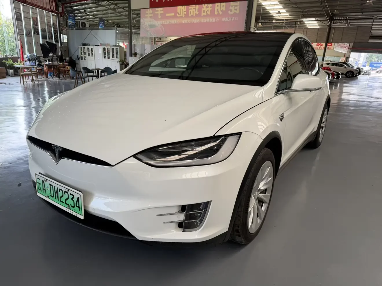 Tesla Model X