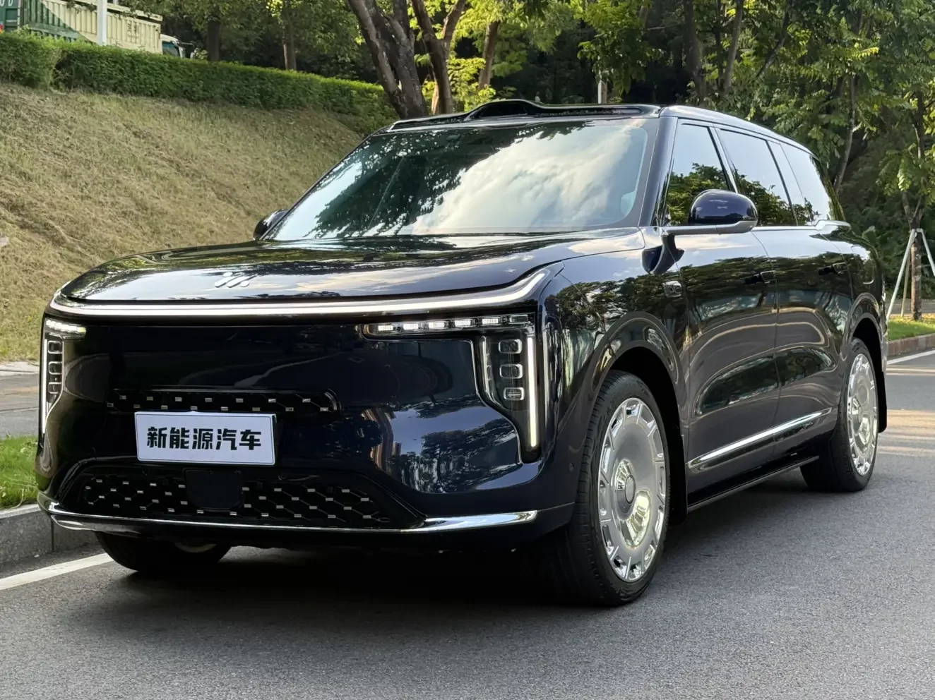 Zhiji LS9