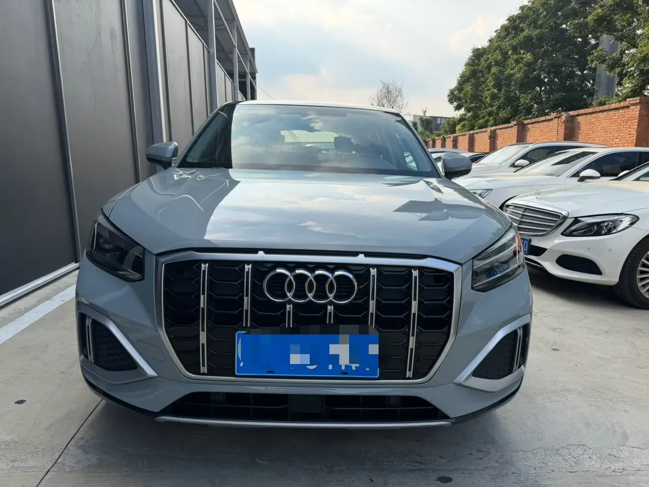 Audi Q2L