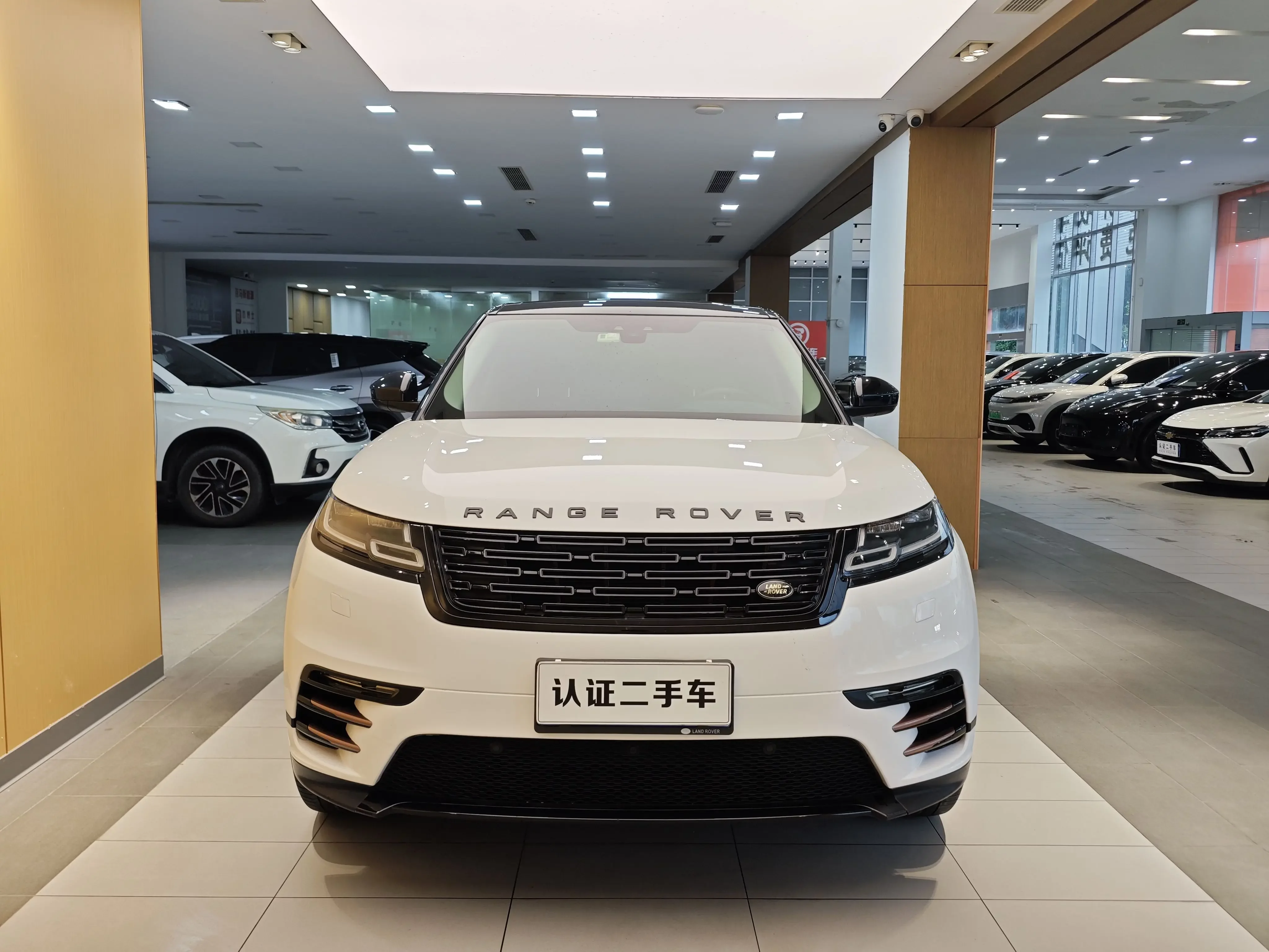 Land Rover Range Rover Velar