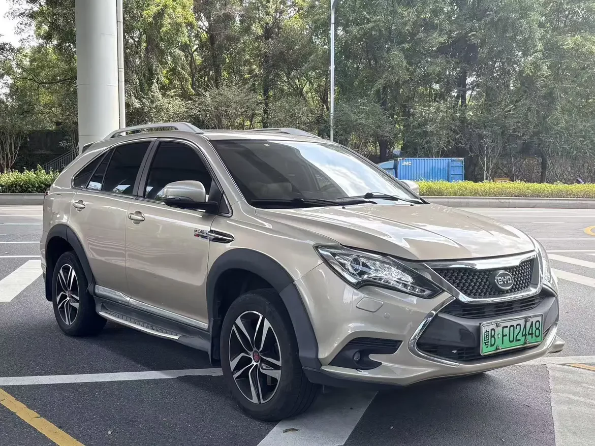 BYD Tang DM