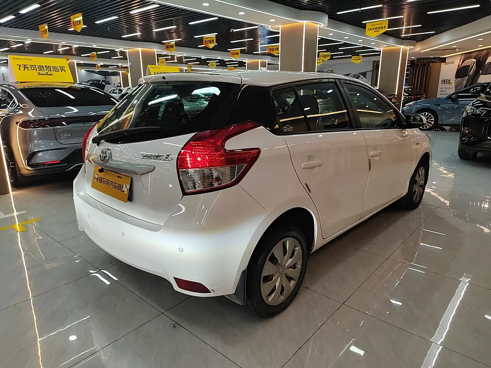 Toyota Yaris L