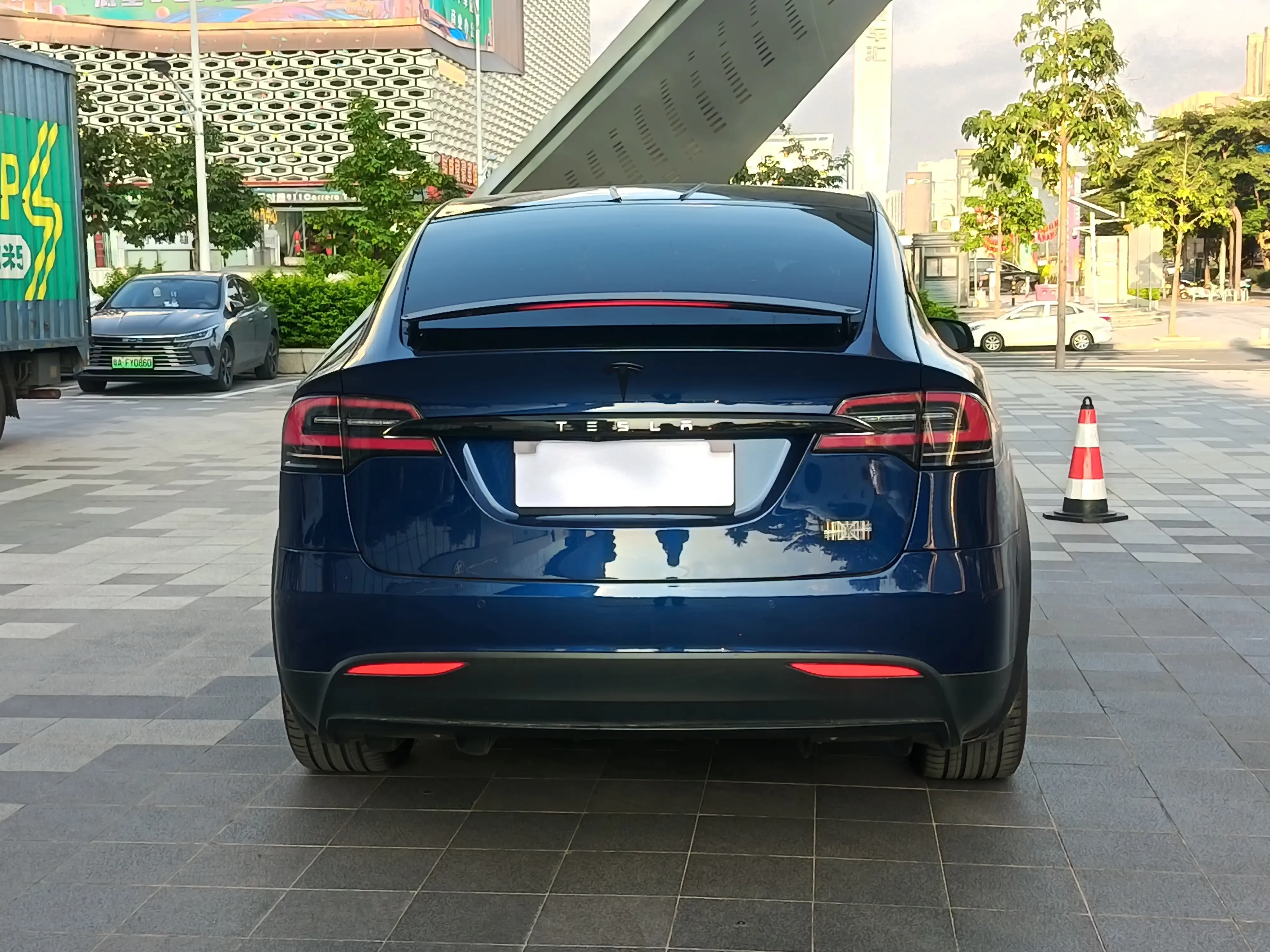 Tesla Model X