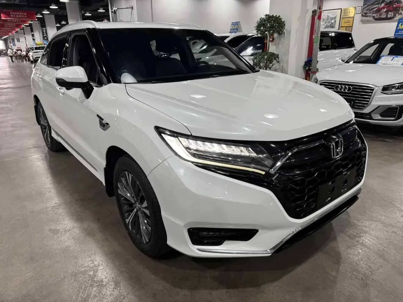 Honda UR-V