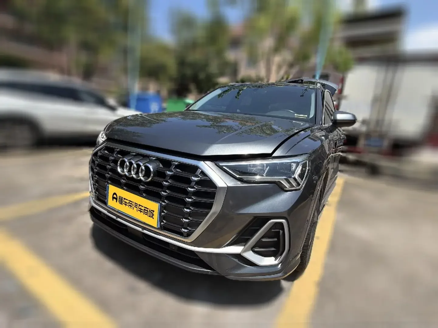 Audi Q3