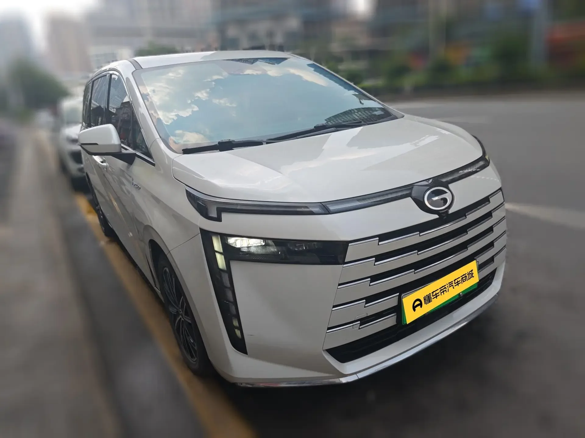 GAC Trumpchi E8 PHEV