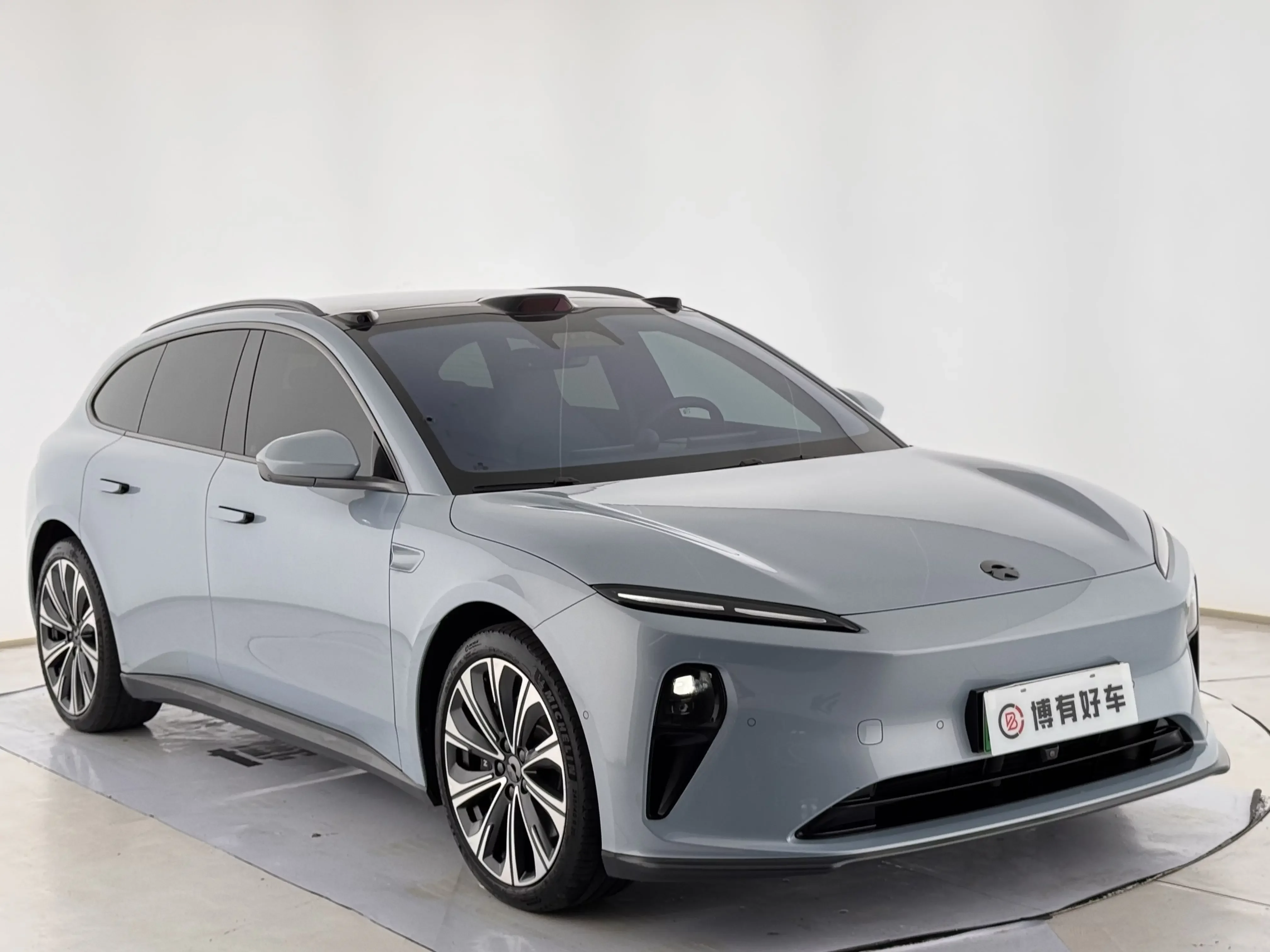 NIO ET5T