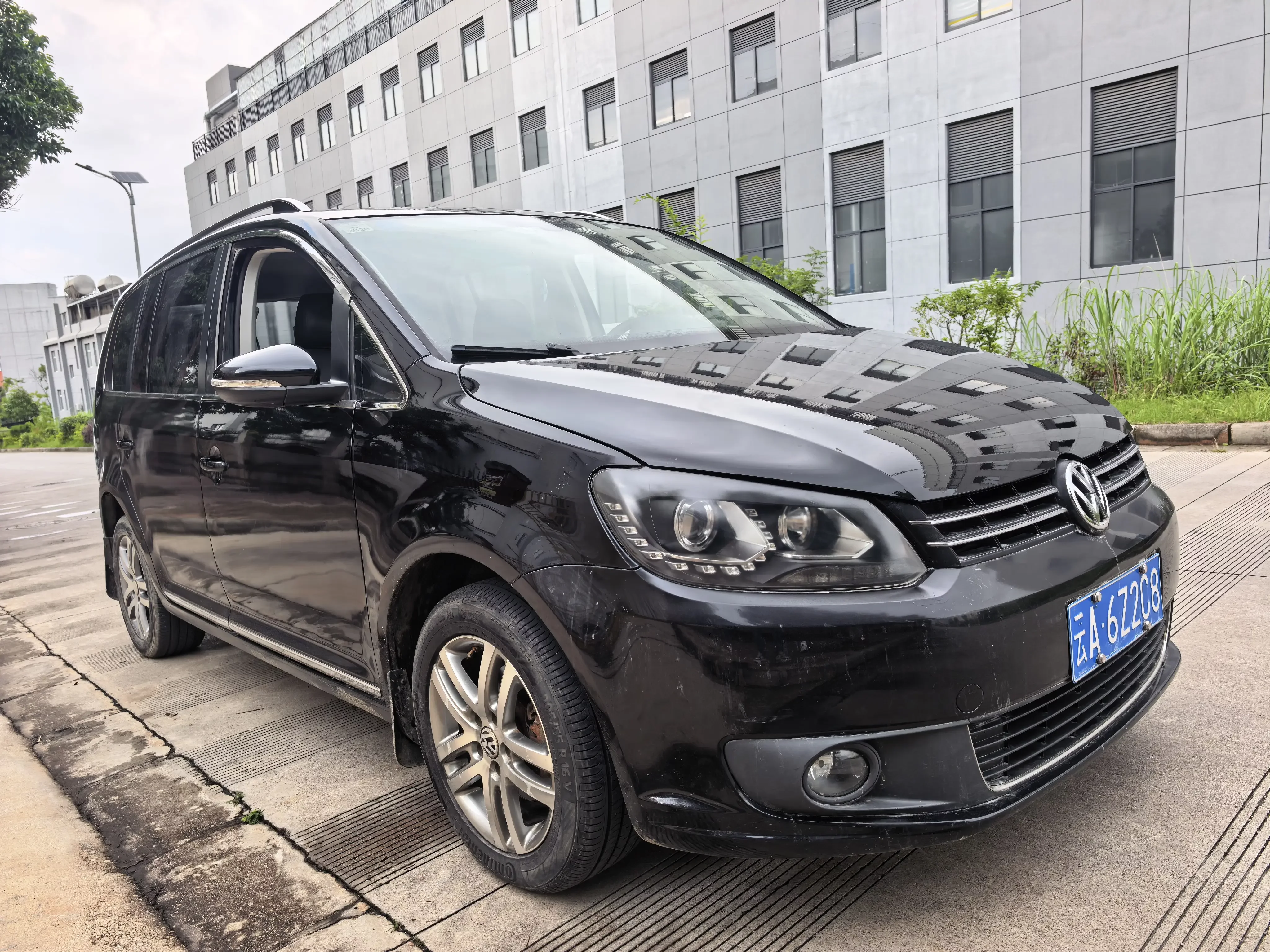 Volkswagen Touran