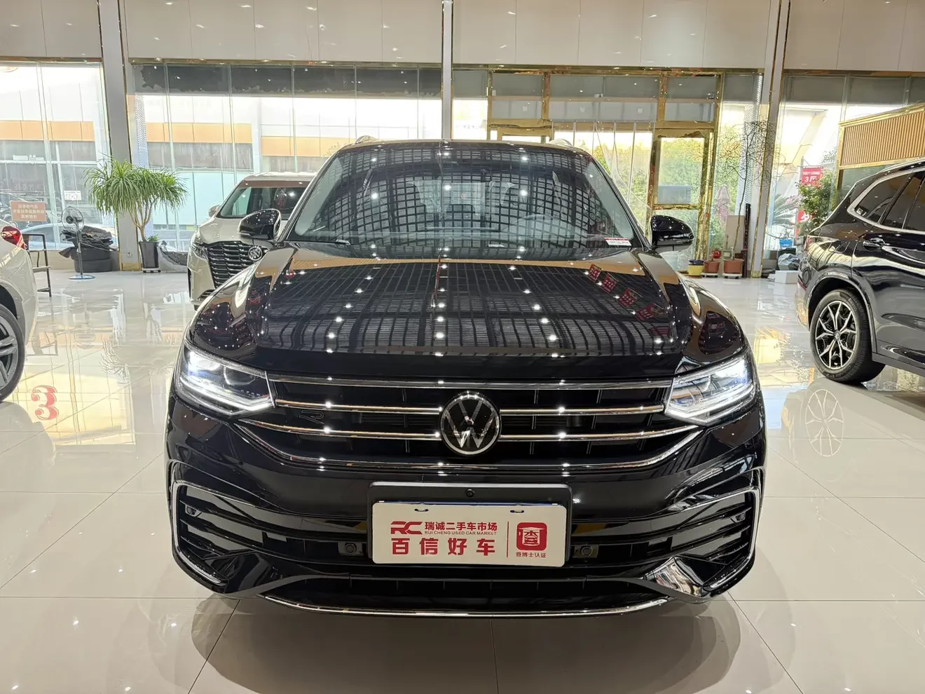 Volkswagen Tiguan L