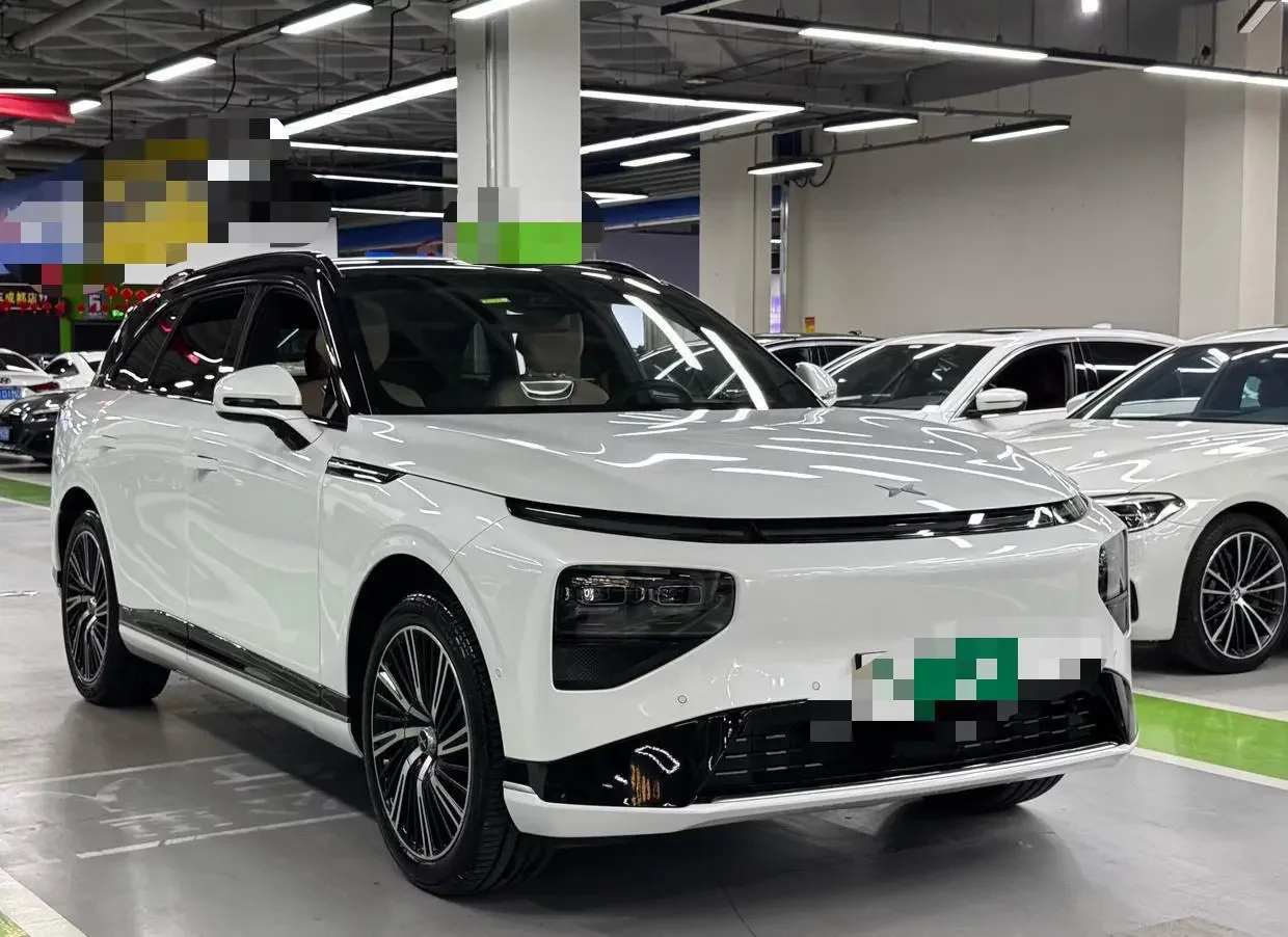 Xpeng G9