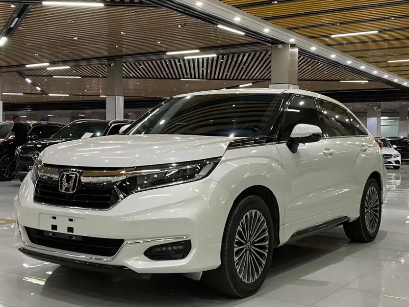Honda Avancier (Crown Road)