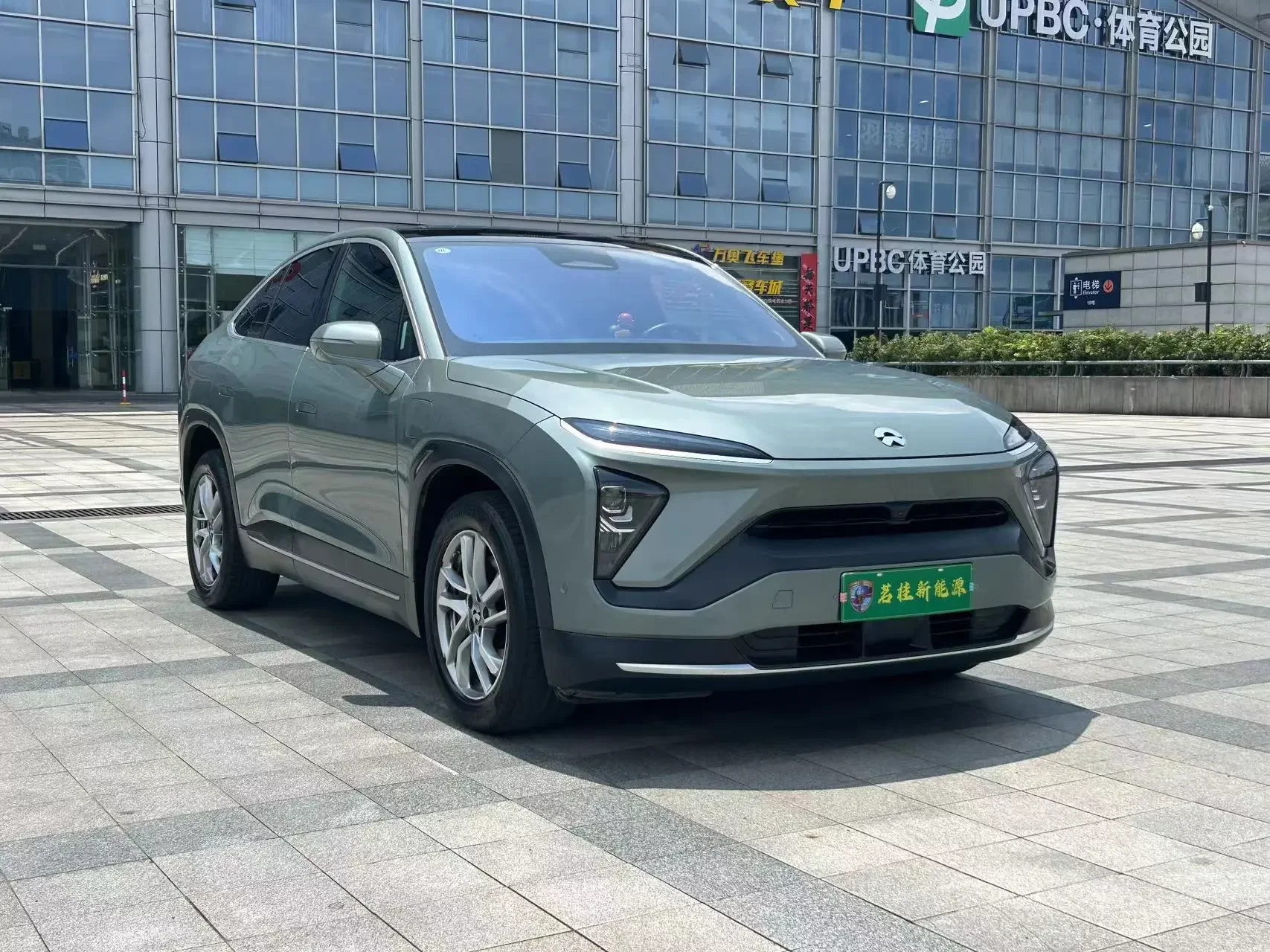 NIO EC6