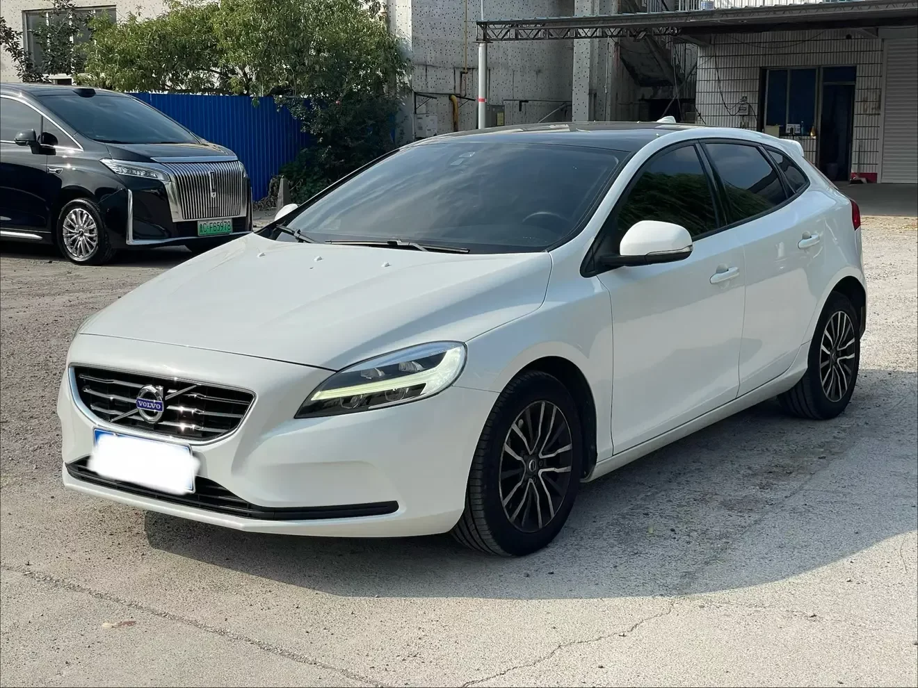 Volvo V40