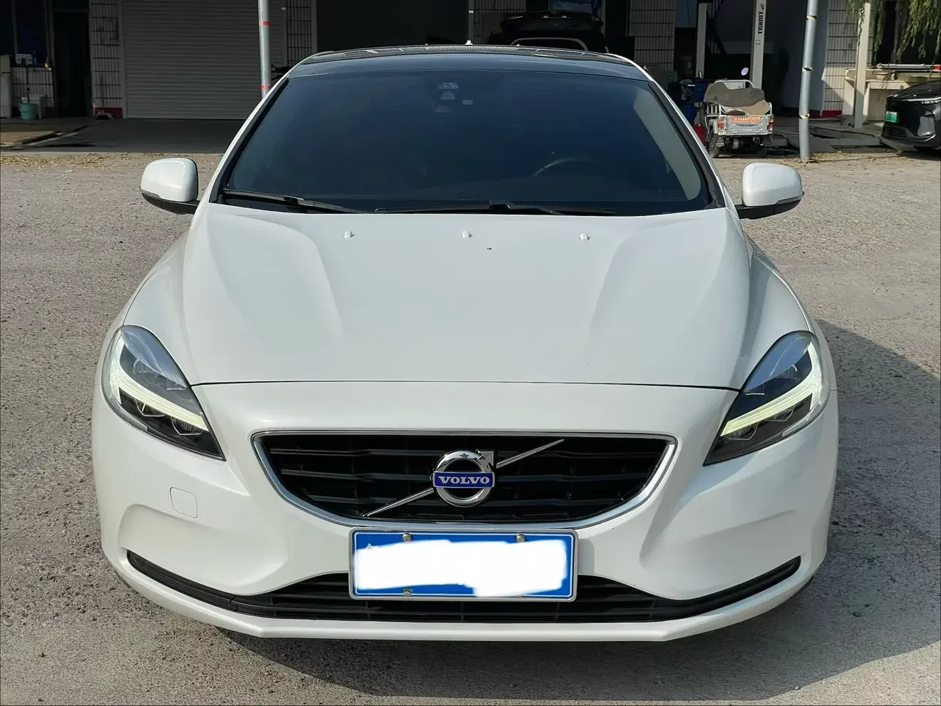 Volvo V40