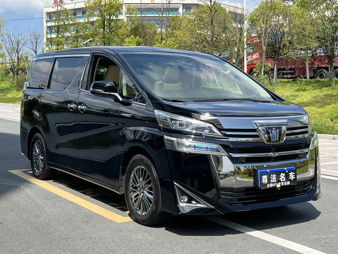 Toyota Crown Wellfire (Wilfa)
