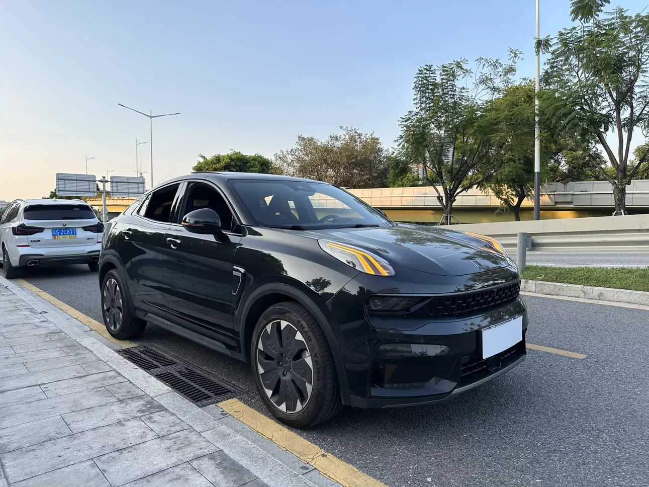 Lynk & Co 05 EM-P