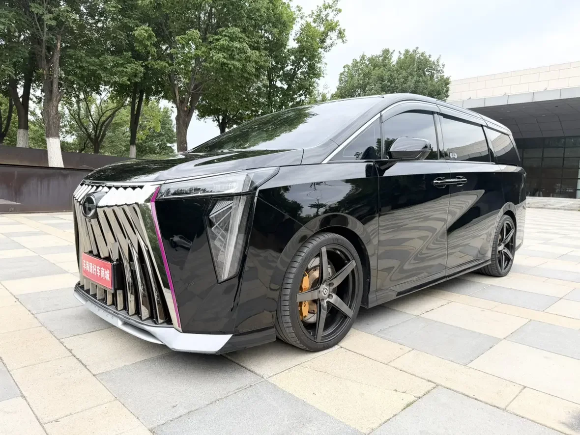 GAC Trumpchi M8