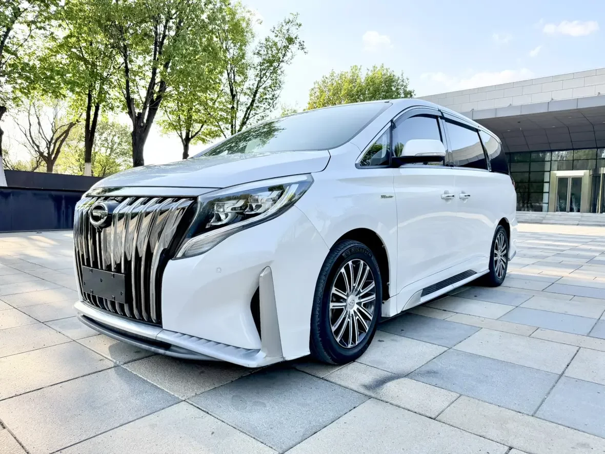 GAC Trumpchi M8