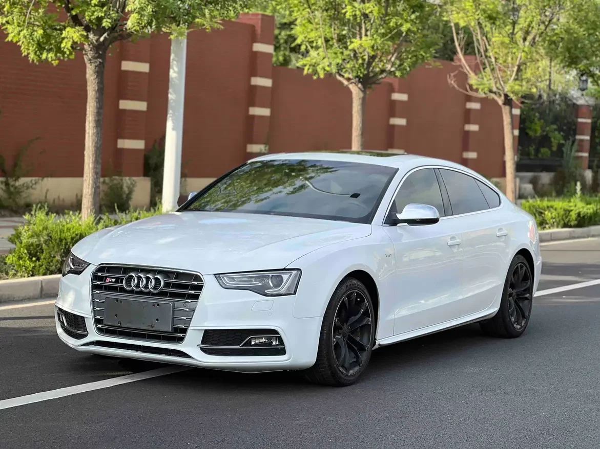 Audi S5